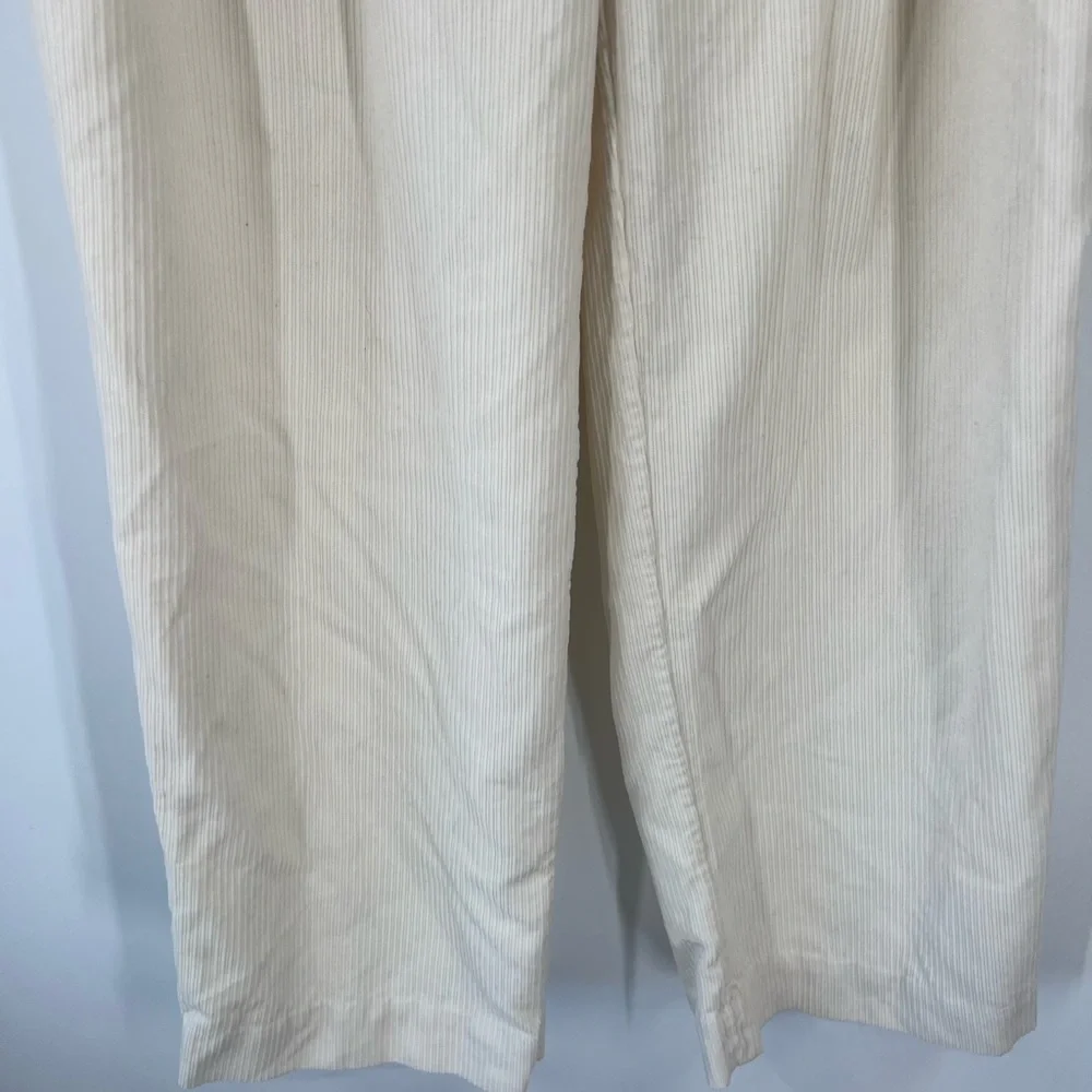 Toteme Pleated Silk and Organic Cotton-Blend Corduroy Wide-Leg Pants in Ecru - Picture 4 of 11